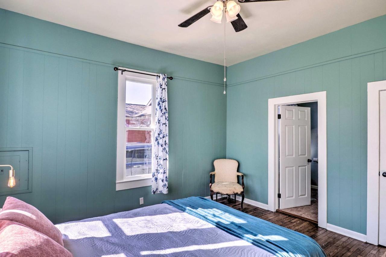 Lake Charles Cottage With Fireplace And Yard! Extérieur photo